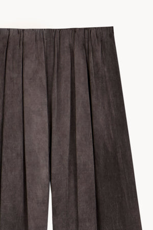 Odisea, pantalon ancho burdeos maltinto
