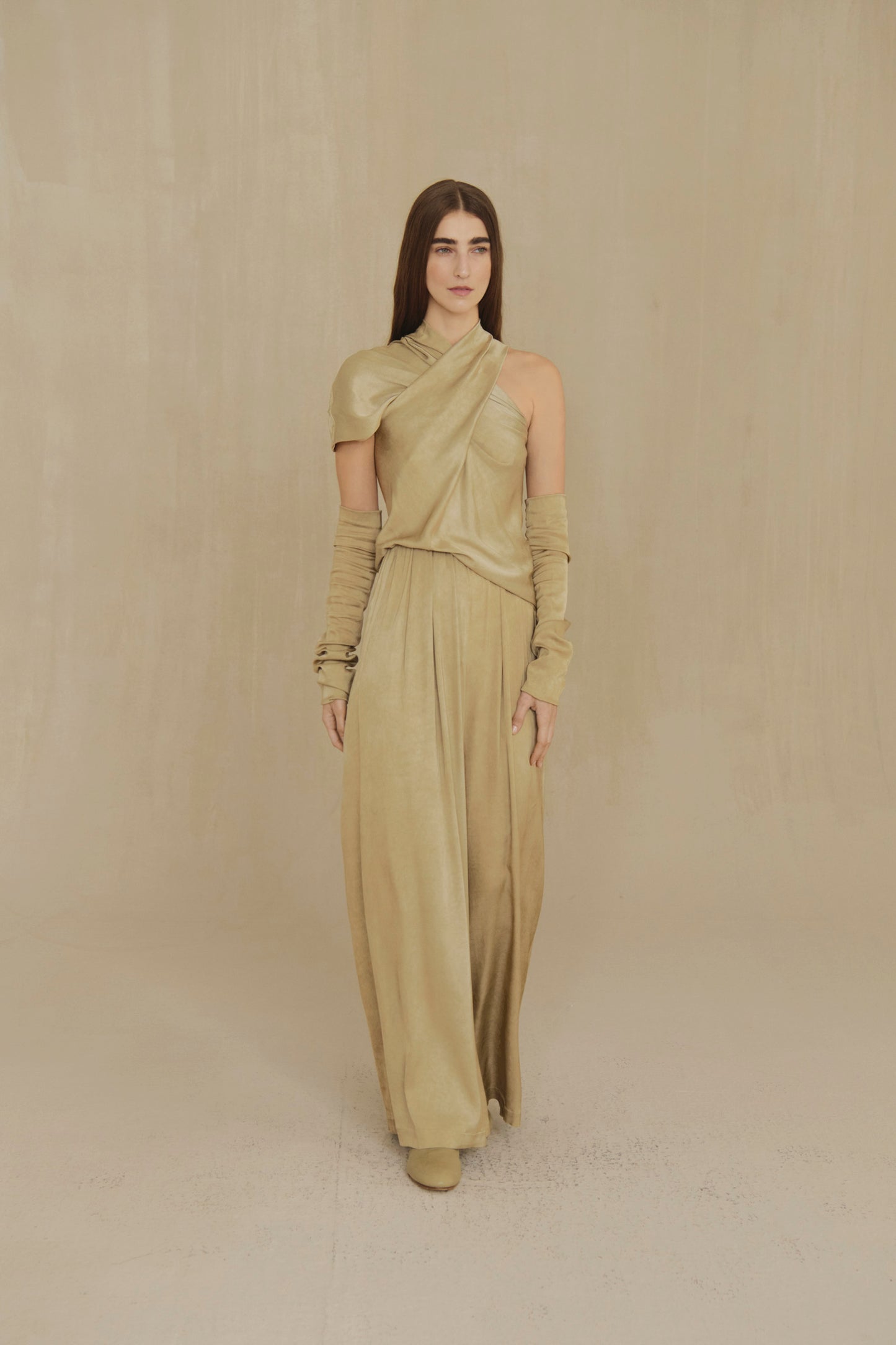 Odisea, pantalon ancho perla maltinto