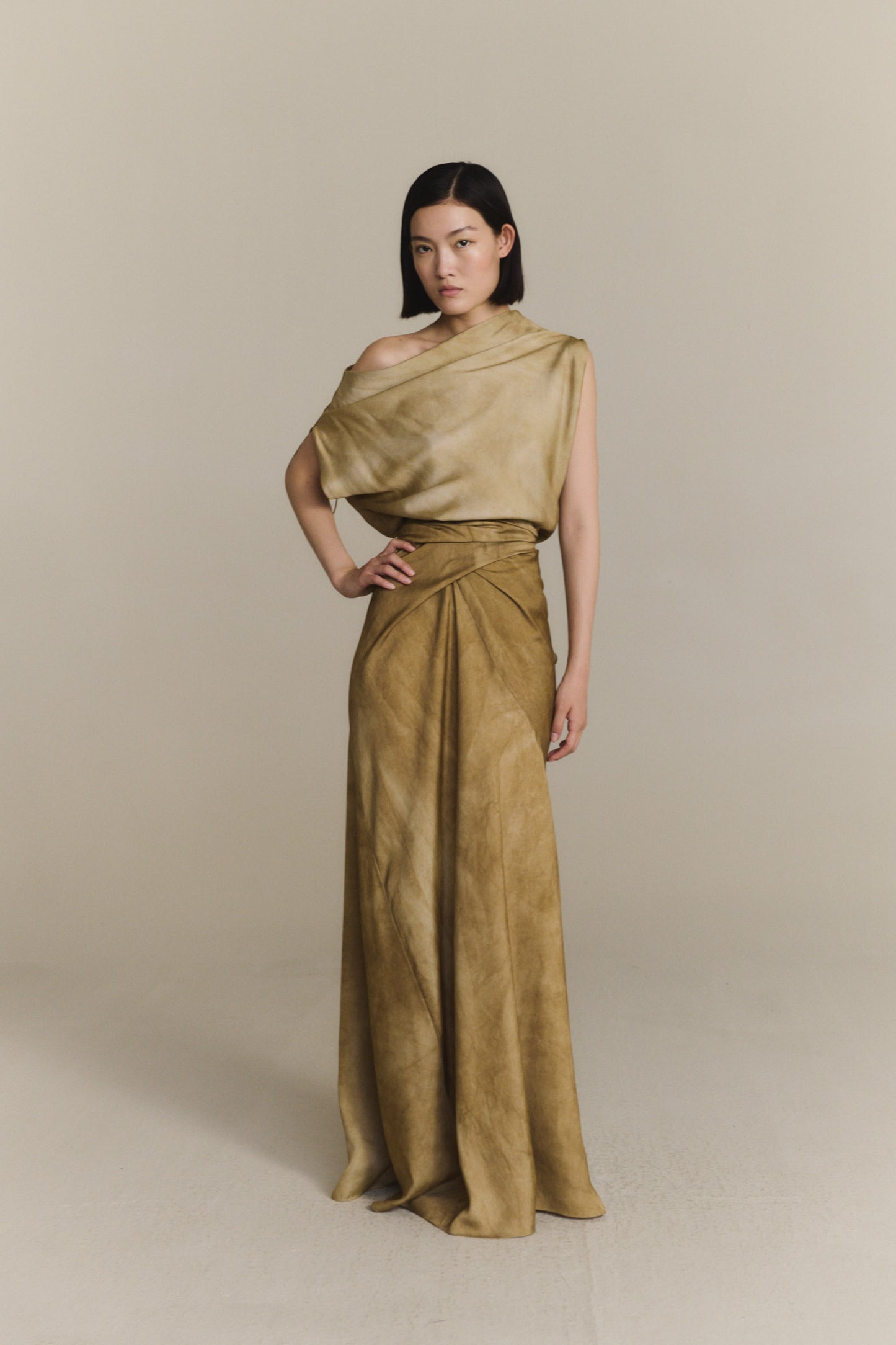 Opale, long bronze maltinto dress