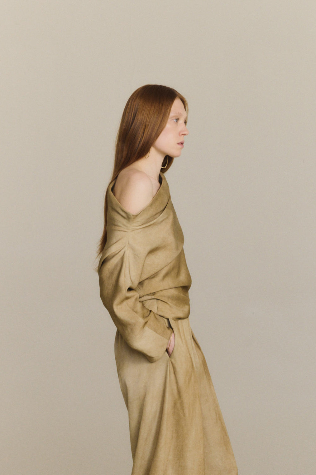 Opale, top asimetrico bronce maltinto