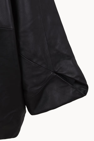 Opalo, chaqueta kimono de piel negra