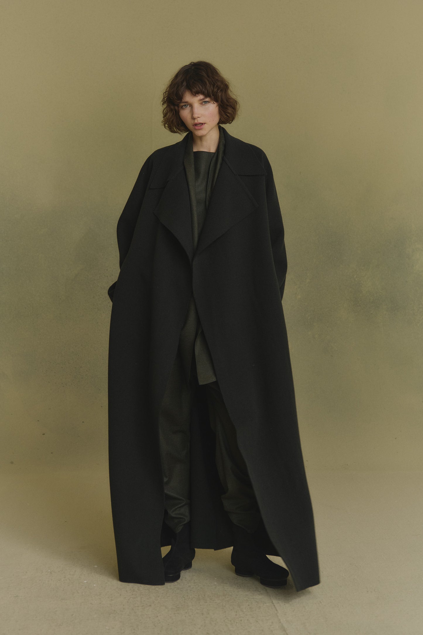 Penumbra, black double-face coat