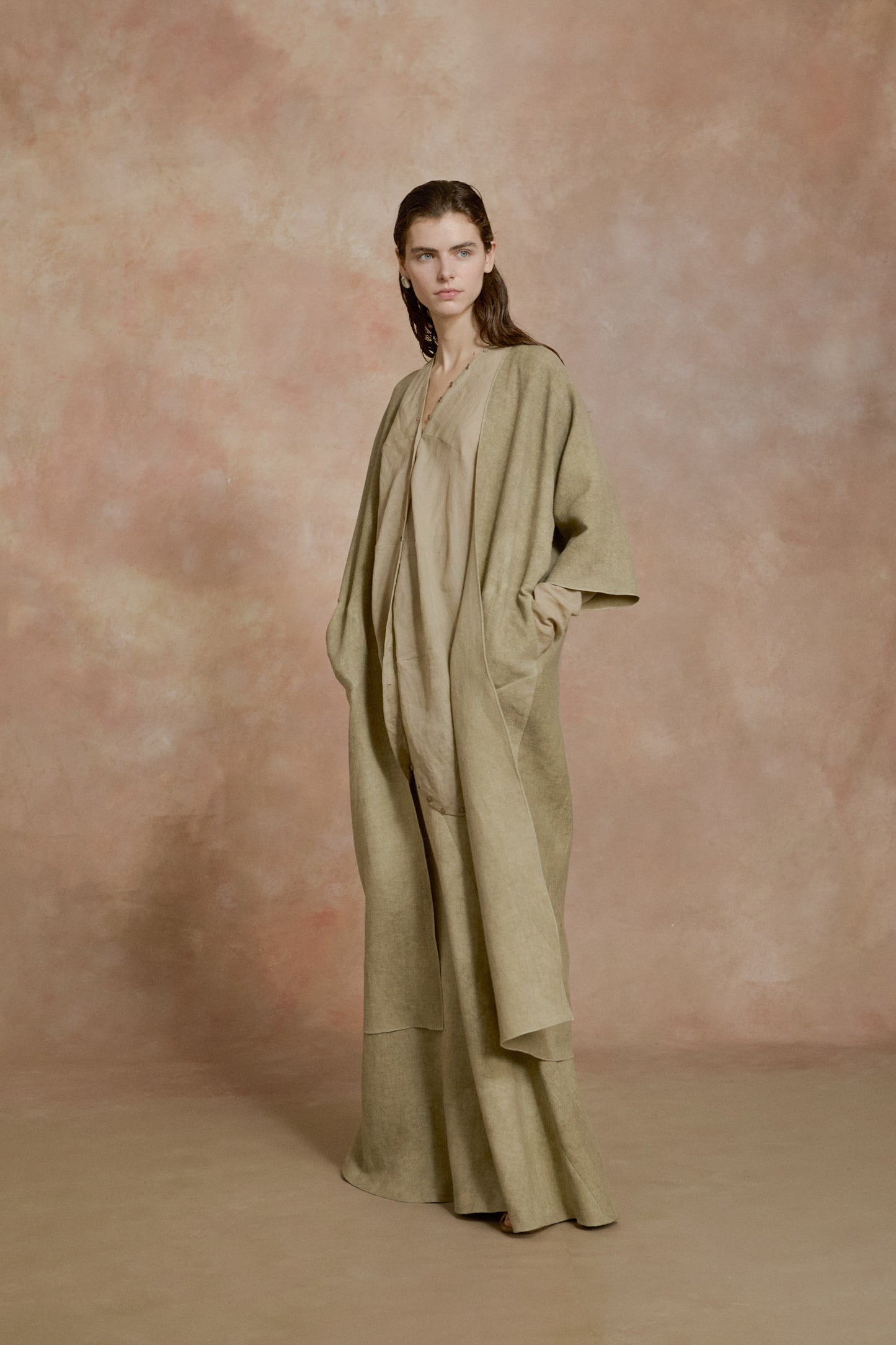 Cali, fade green linen coat