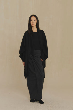 Nua, black cashmere jumper
