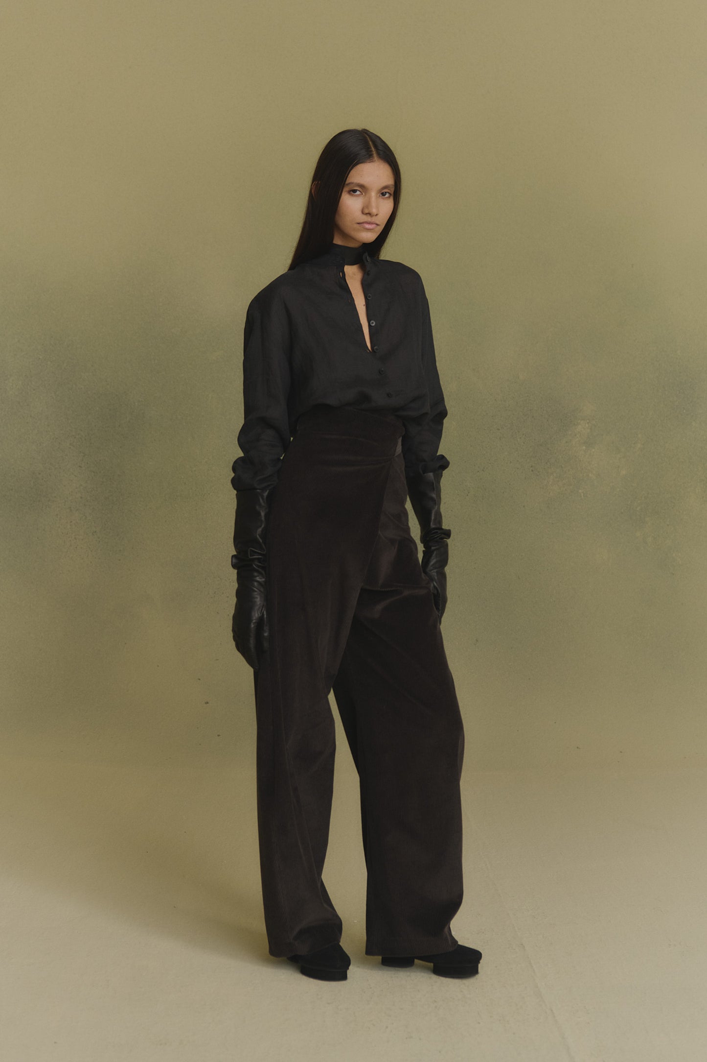 Eracle, grey chocolate oversized corduroy pants