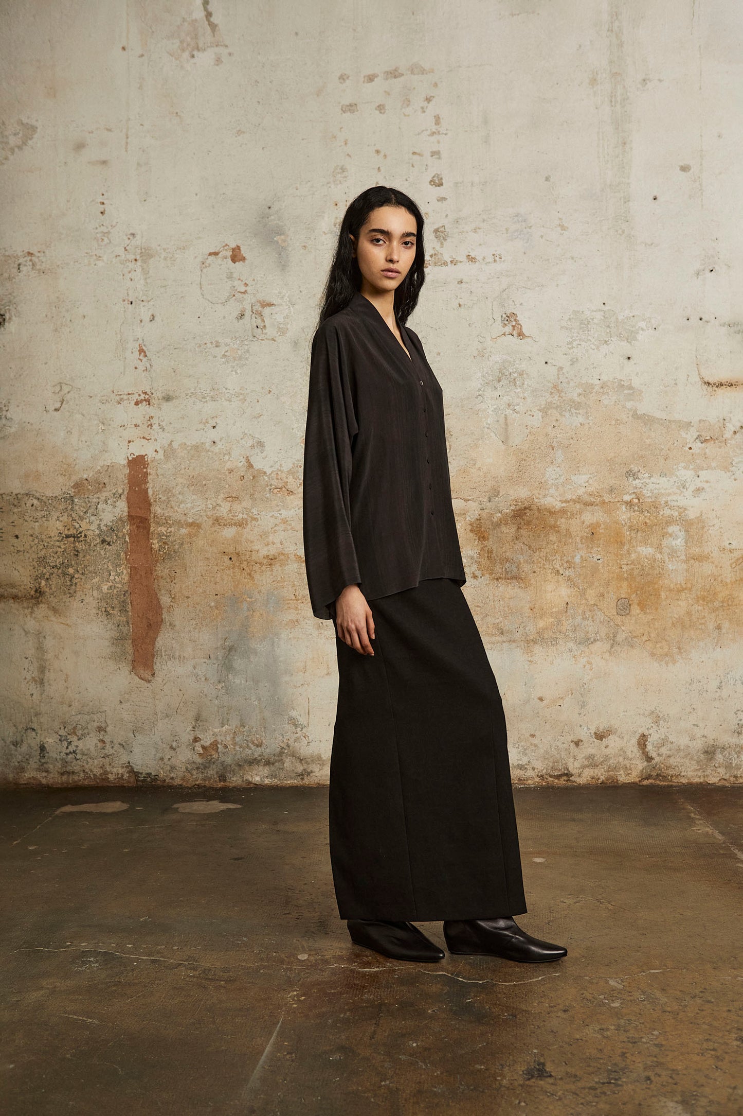 Bawa, long black skirt