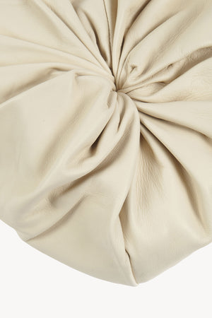 Sack M, bolso mediano de cuero arena