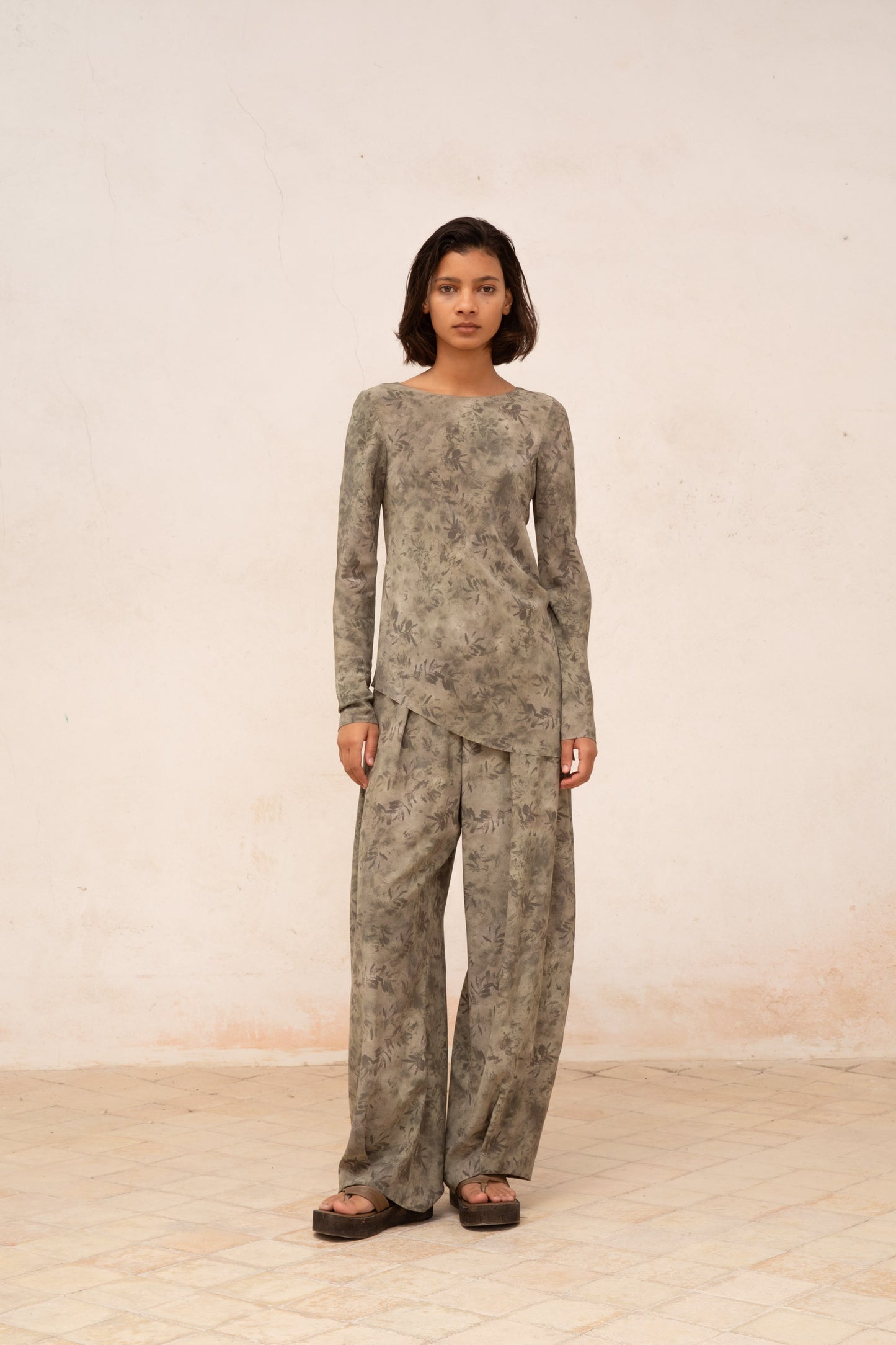 Salma, herba print silk pants