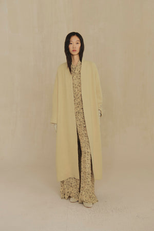 Silence, vanilla cashmere and linen coat