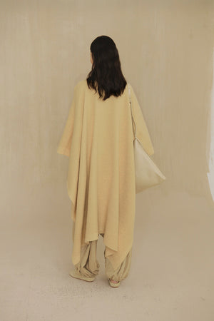 Silence, poncho de cachemir y lino vainilla