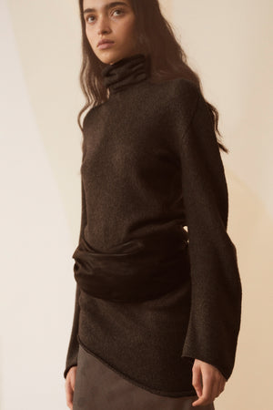 Snow, black wool and cashmere turtleneck 