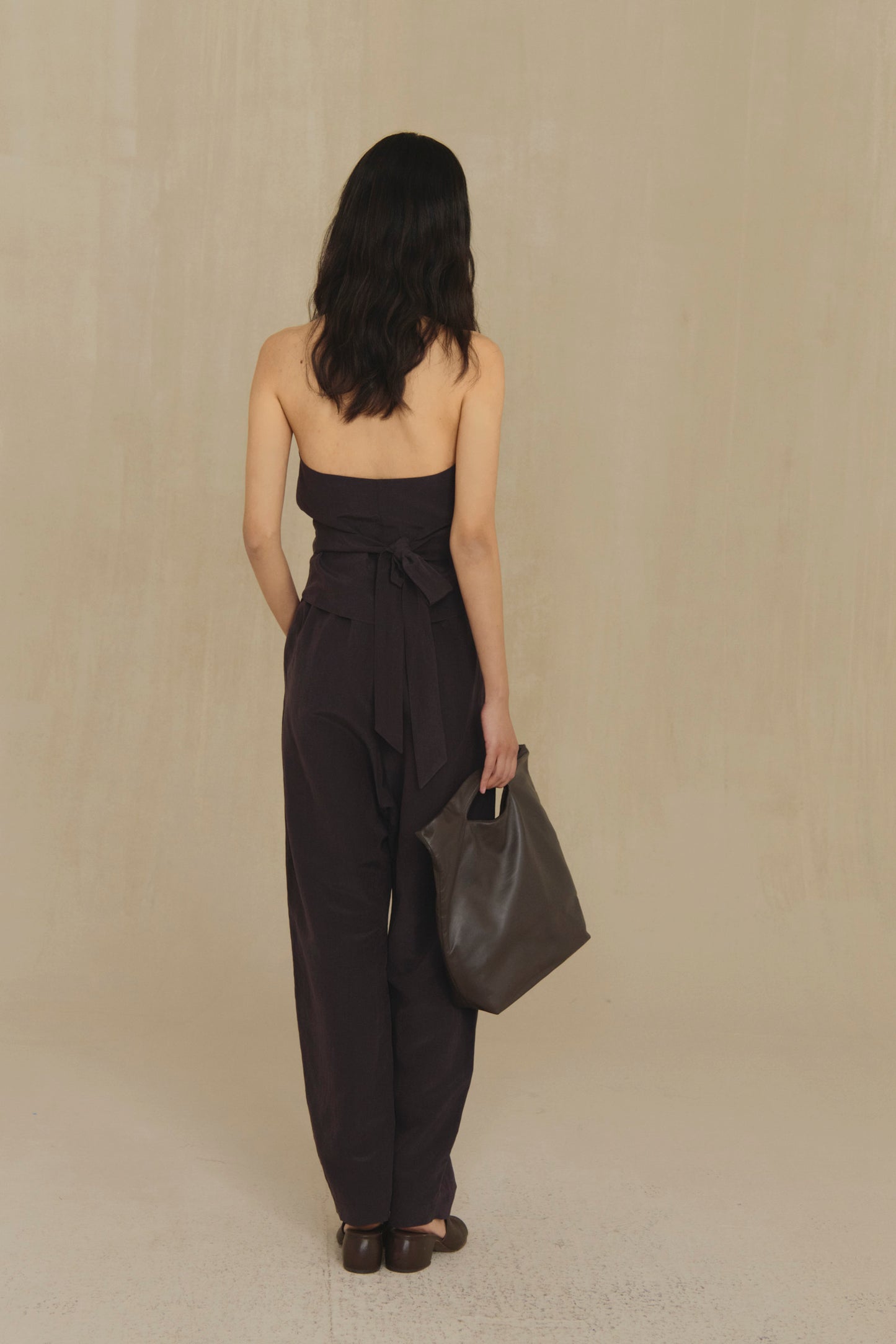 Amar, pantalon moka de lino y seda