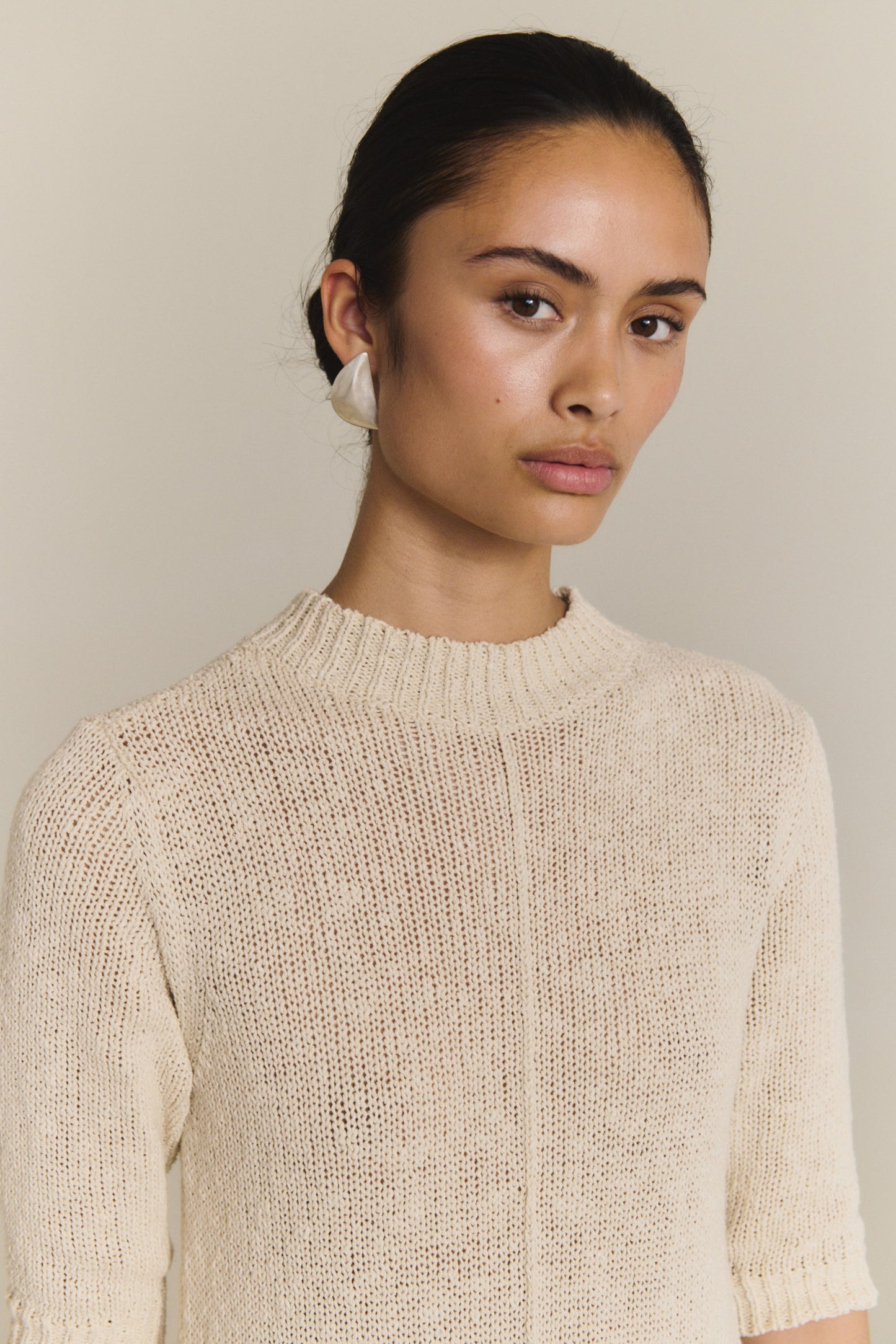 Sylva, vestido largo de punto crudo