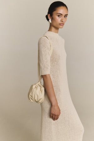 Sylva, vestido largo de punto crudo