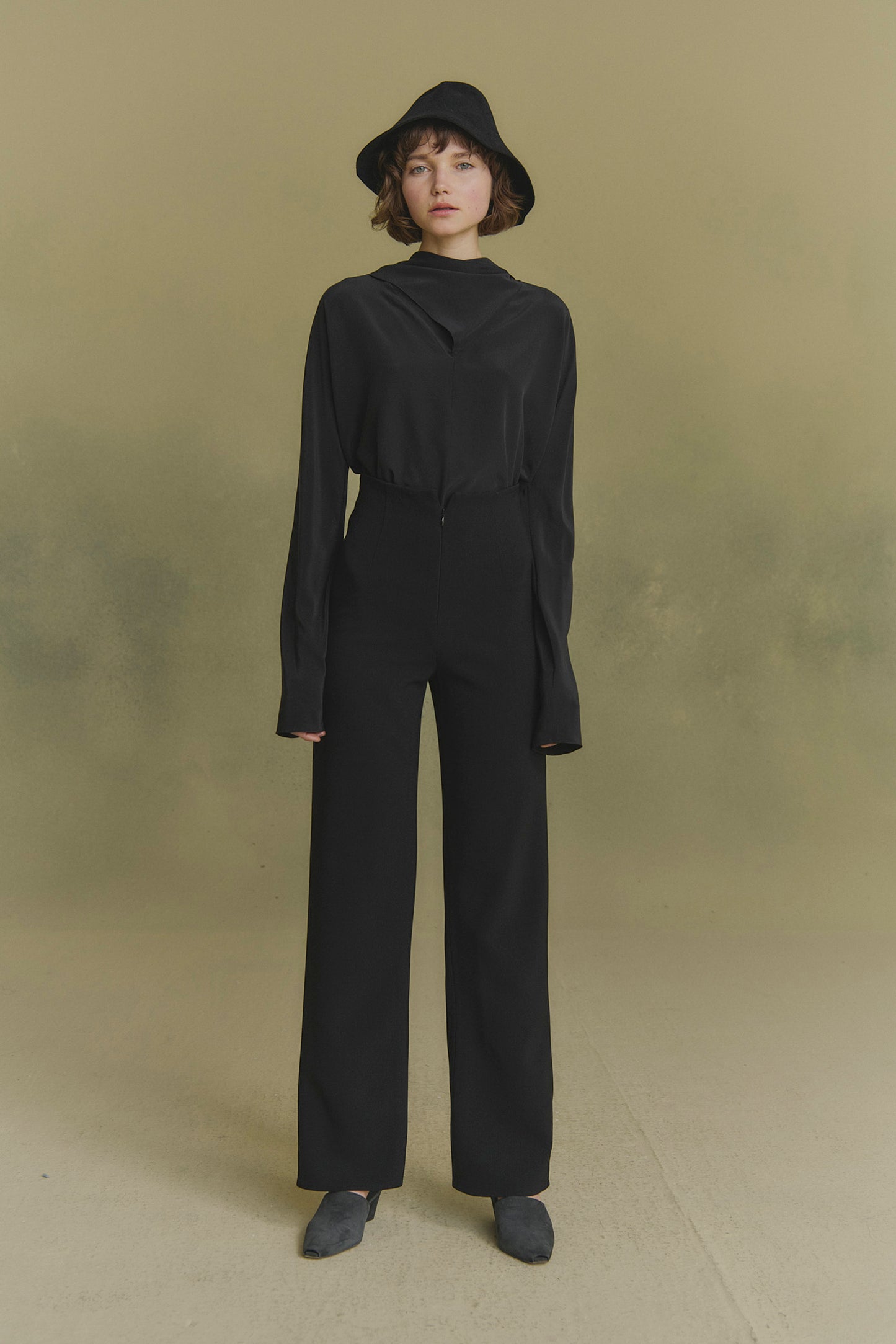 Midnight, stretch wool pants