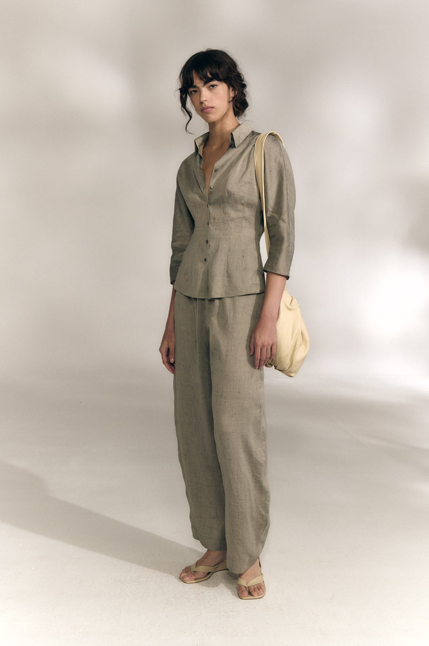 Sal, pantalon de rayas gris plata