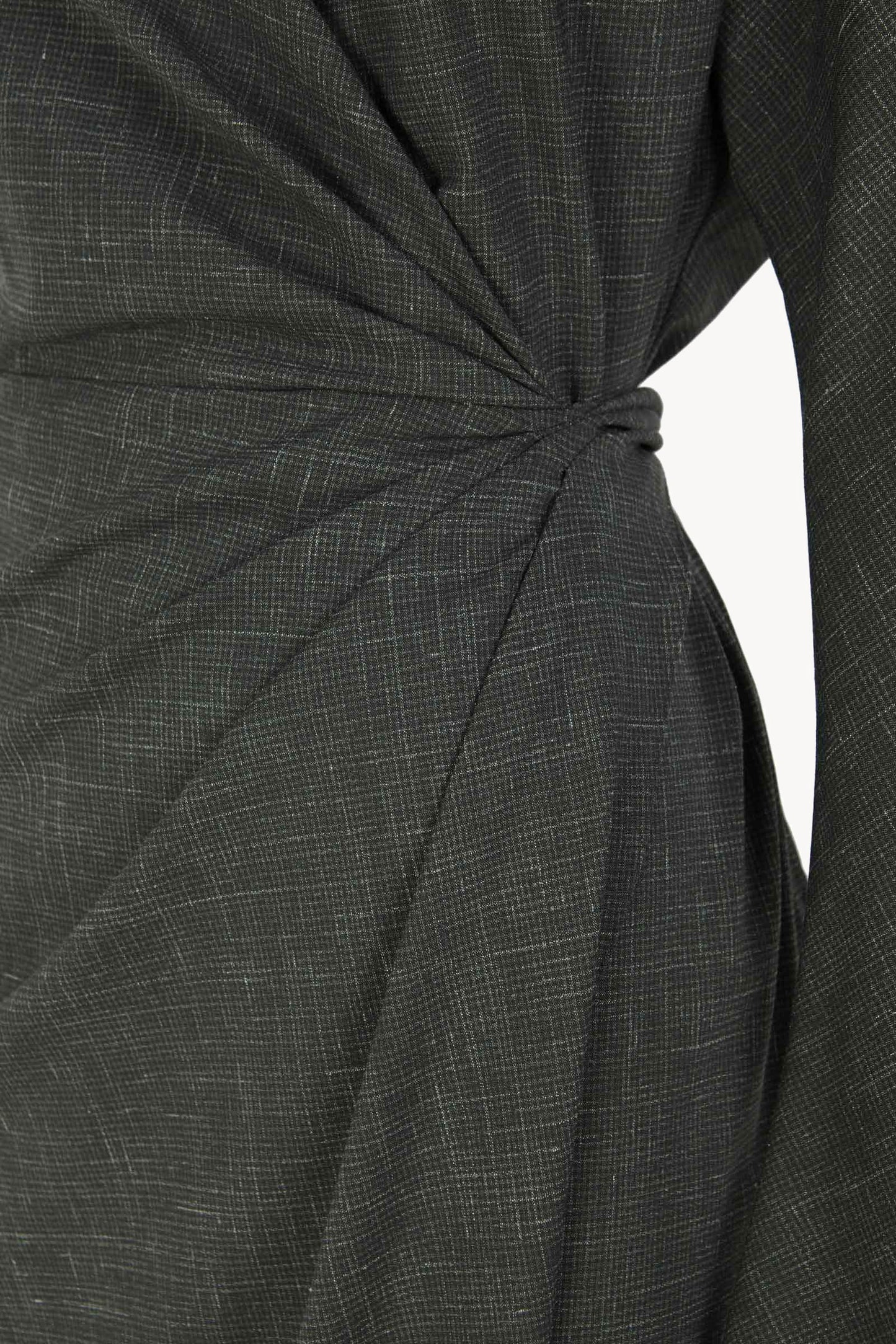 Tiempo, vestido envolvente verde jacquard