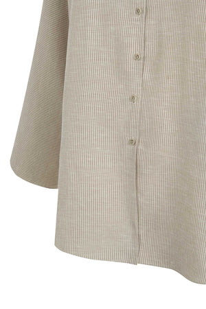 Tilo, gray and brown striped shirt