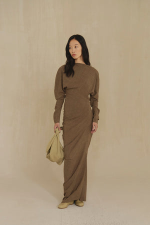 Jin L, olive green leather belt bag