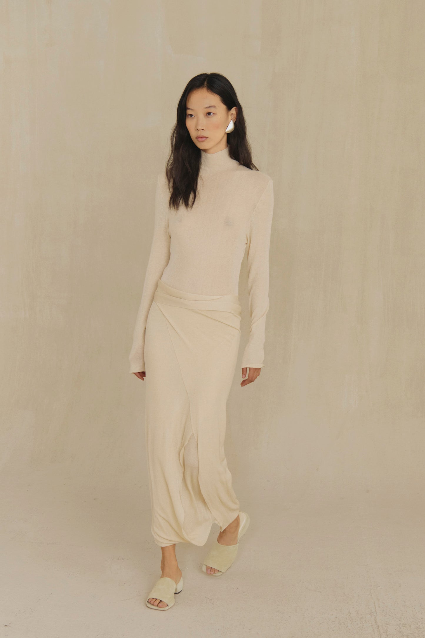 Tiva, vestido transformable de punto marfil