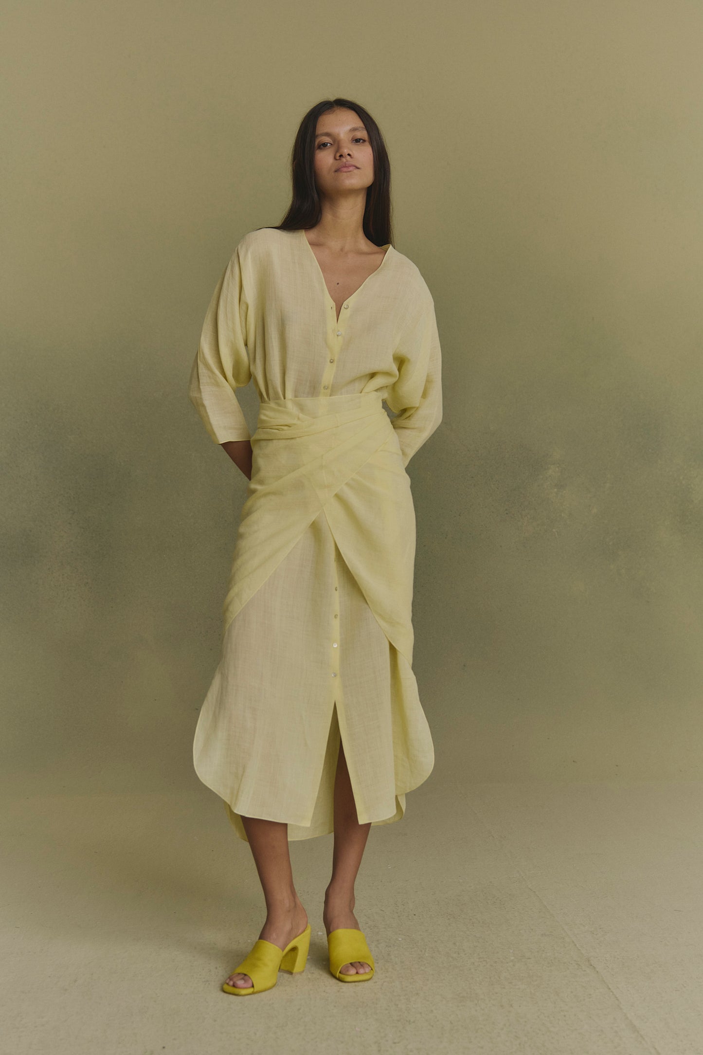 Tramonto, pale yellow ramie midi dress