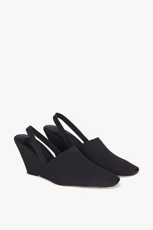 Umbra, graphite wedge sandal
