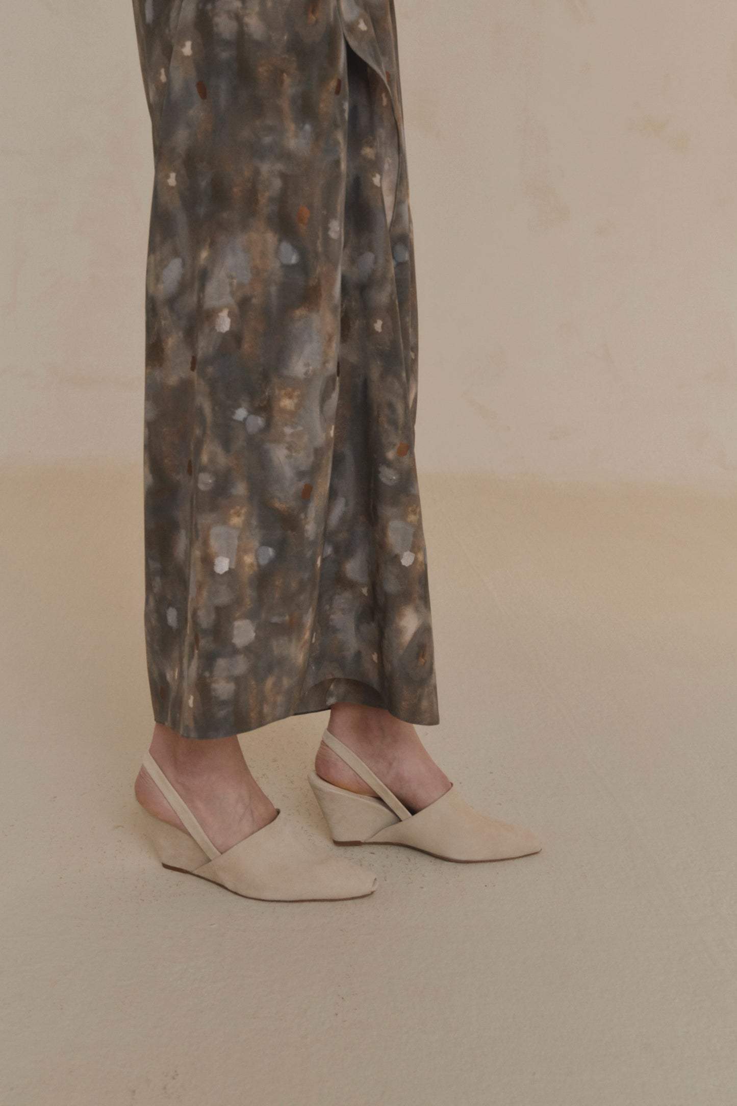 Umbra, ivory wedge sandal