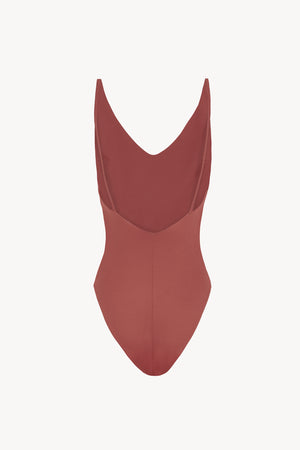 Umi, bañador rojo
