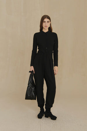 Amara, pantalon negro de lana virgen y viscosa