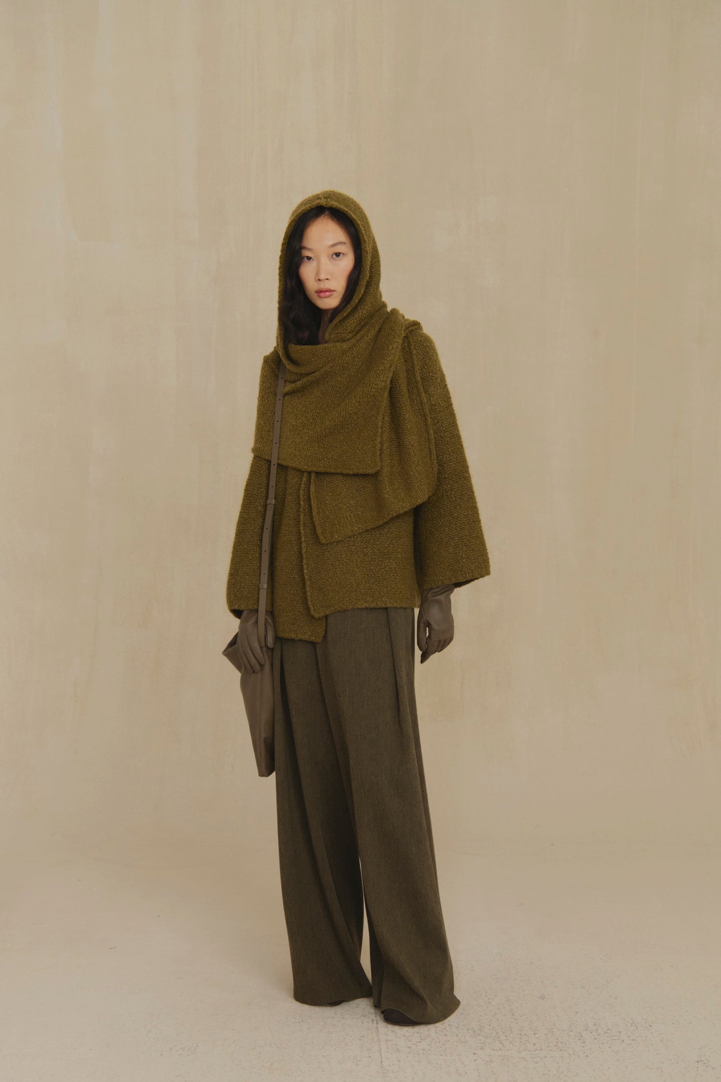 Yara, chaqueta de punto de cachemir y seda kaki