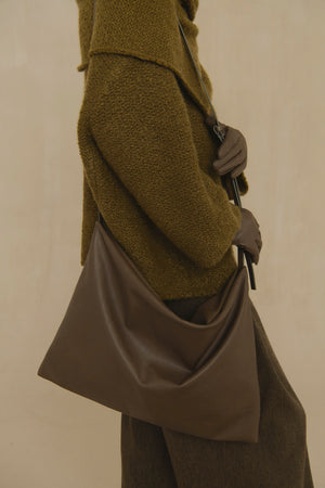Amalia, khaki leather bag