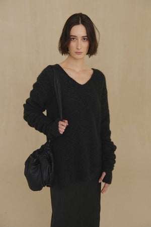 Yara, night blue cashmere and silk jumper