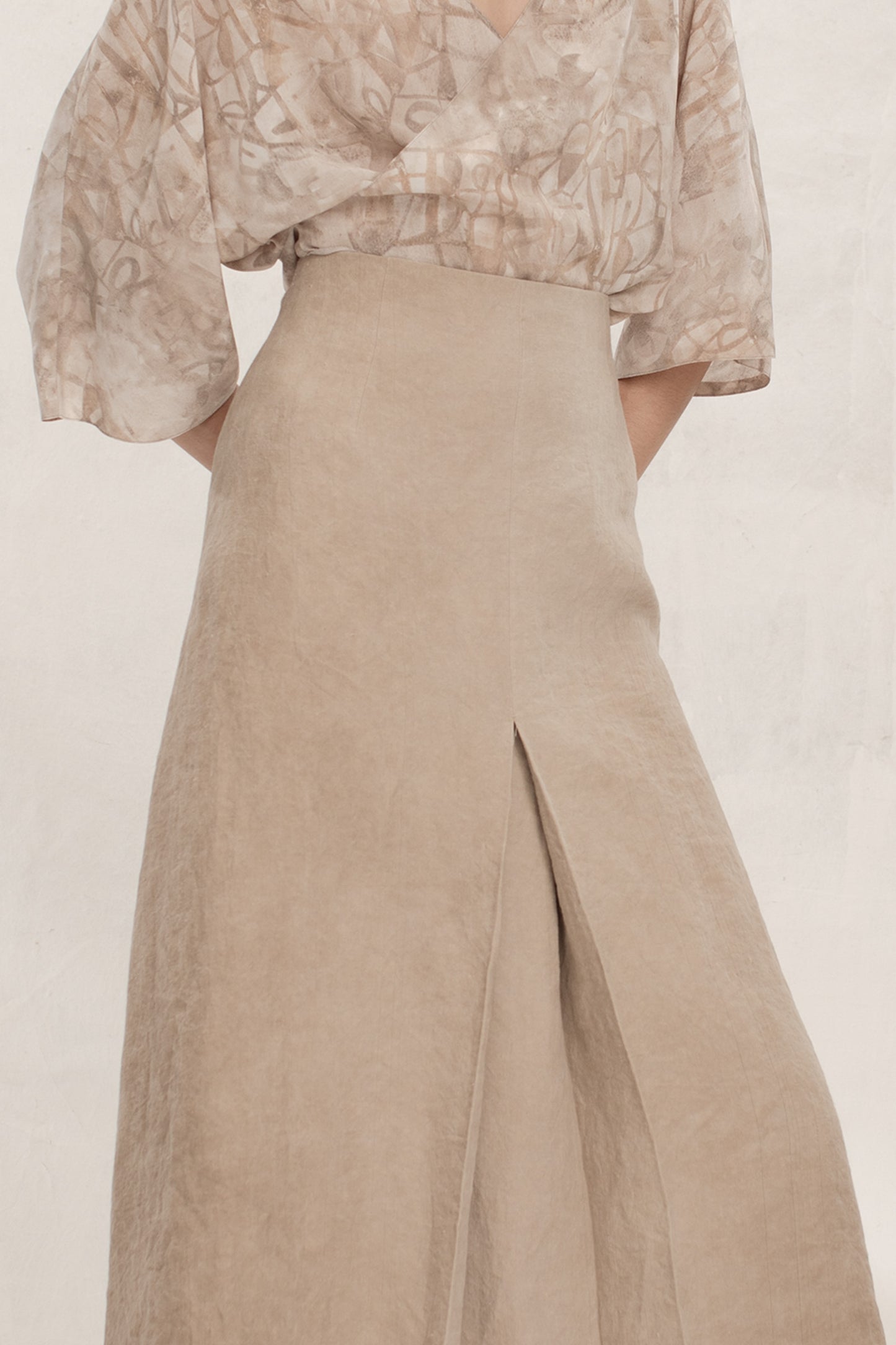 Bebe, desert colored linen skirt