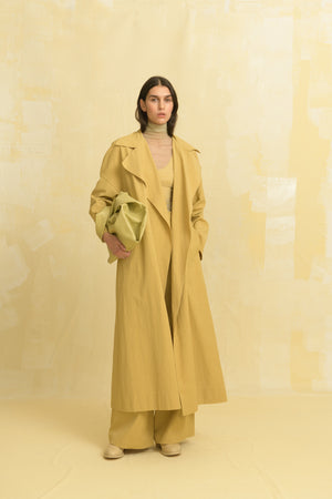 Camille, macaroon trench coat