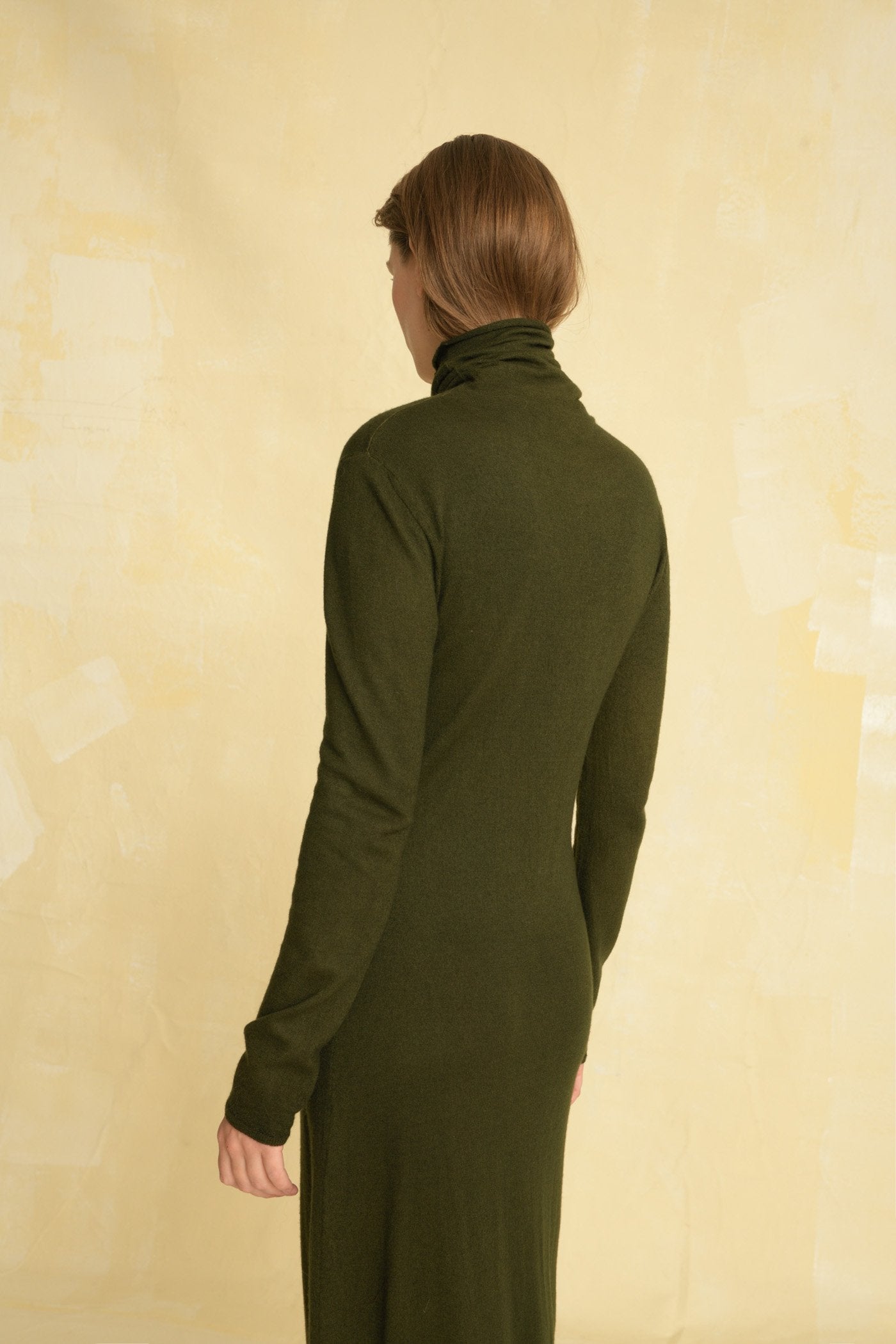 Gajo, pine colored knitted dress